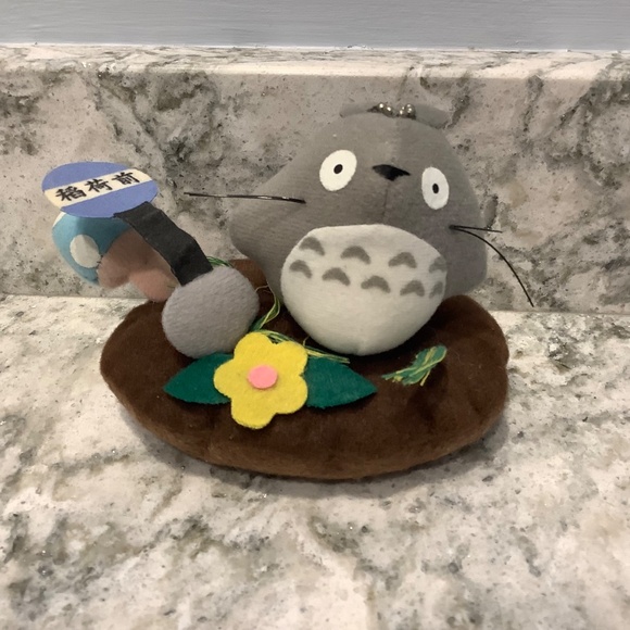 My Neighbor Nibariki Tokuma Shoten Studio Ghibli plush Catbus Stop w/ suction - Picture 2 of 7